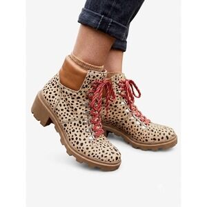 Dolce Vita Cheetah Print Calf Hair Combat Boots Size 9.5